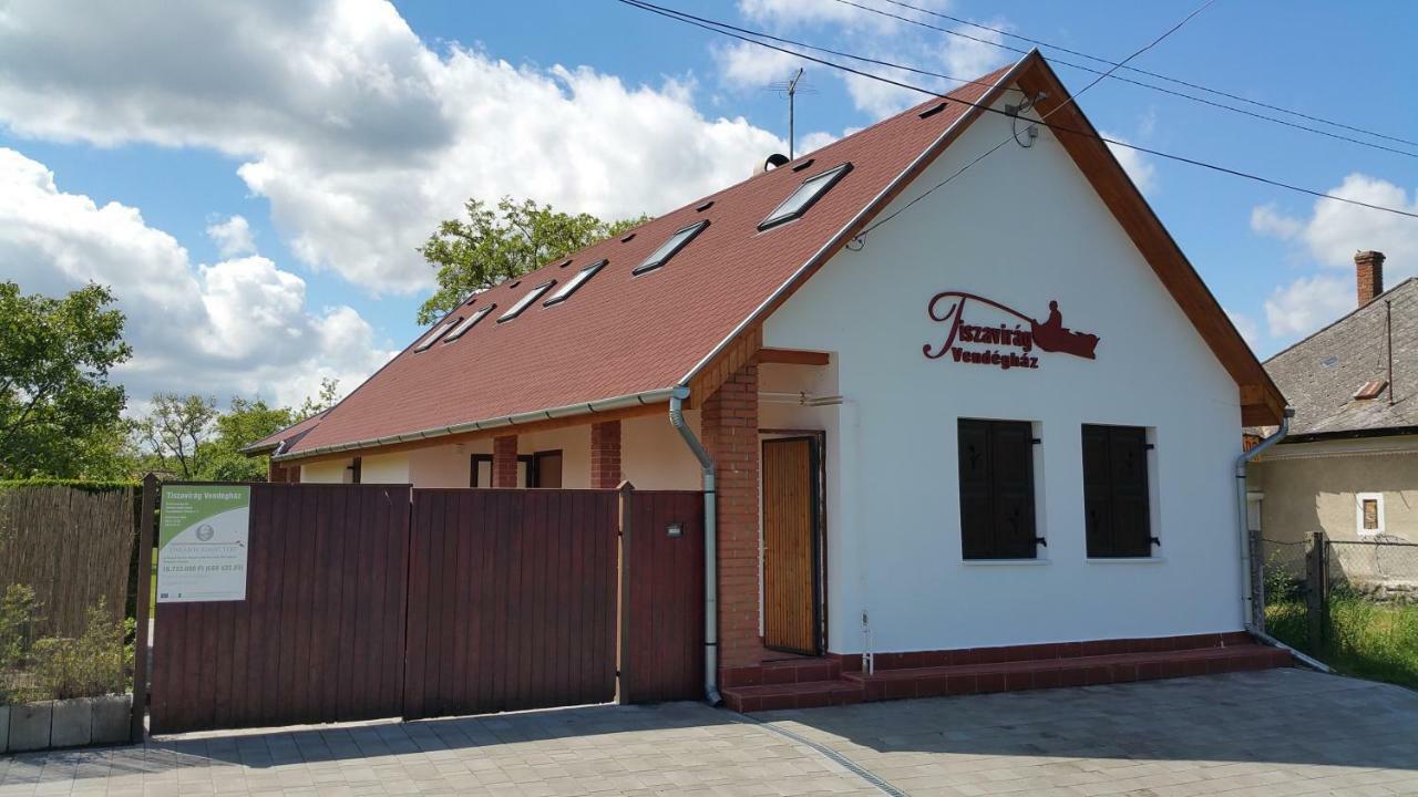 Tiszavirag Vendeghaz Villa Tiszababolna Exterior photo
